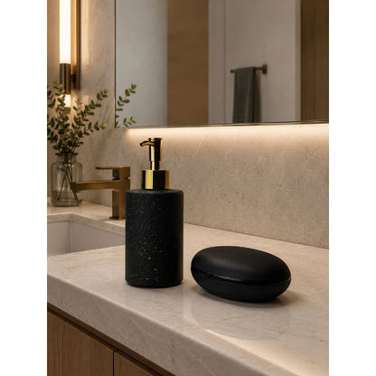 Kit Banheiro Completo NOXHome | 3 Tapetes Antiderrapantes + Saboneteira + Porta Sabonete Líquido – 5 Peças